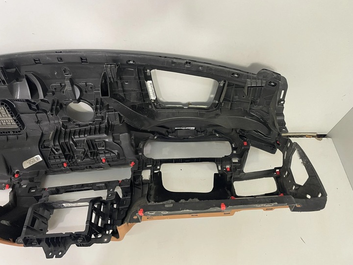 фото №9, Bmw x5 f15 2016 панелі розподільчі, консоль