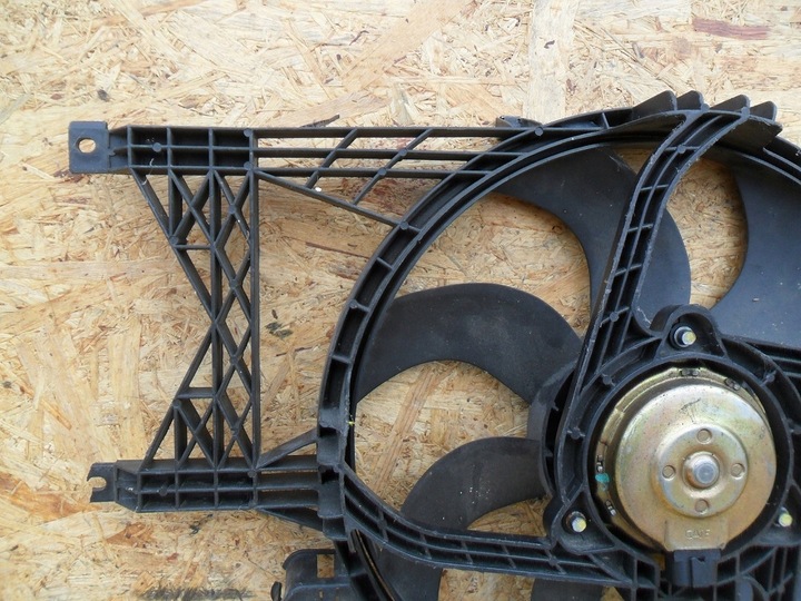 фото №9, Renault megane купе 2002- вентилятор