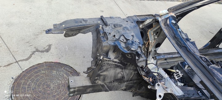 фото №5, Четверть лонжерон фартук правый перед a8 d4 ly8x