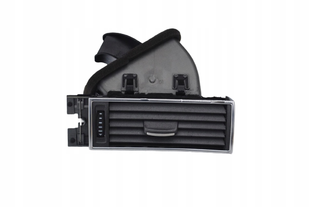 фото №1, Решітка повітропровід права перед 4f1820902b audi a6 c6