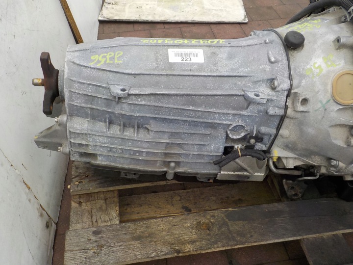 фото №8, Mercedes w204 рестайлинг 12r 2.2 cdi 170km кпп 7 коробка передач автомат 2042709102