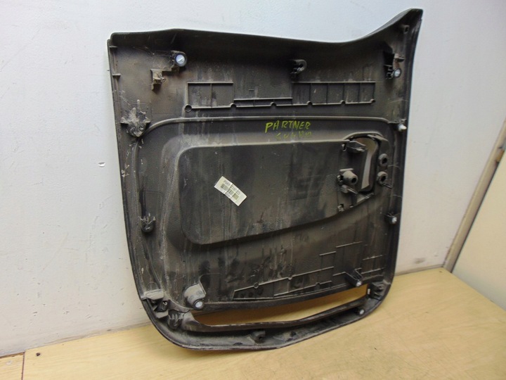 фото №14, Оббивка боковина двері розсувних berlingo partner