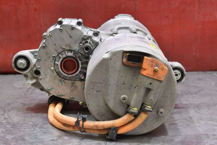 фото №7, Двигатель электрический 100263300m tesla модель s 306 km 12-20