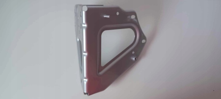 фото №8, Кронштейн крепление крыльев перед audi a6 rs6 4f 4f0821136a 4f0821135b