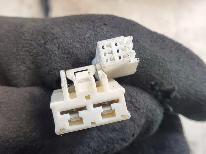 фото №16, Колонка рулевая усилитель электрические оригинальный номер 995-04502 toyota yaris i