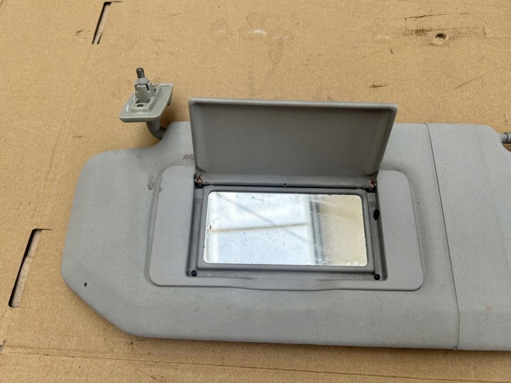 фото №3, Захист сонцезахисна козирок лівий mercedes r клас w251 a2518100310