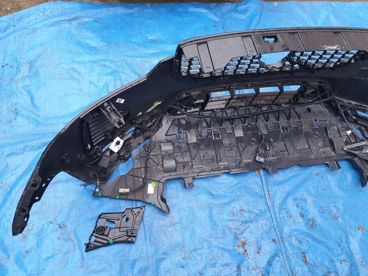 фото №9, Volvo xc60 рестайлинг ii 2 r-design бампер переднее