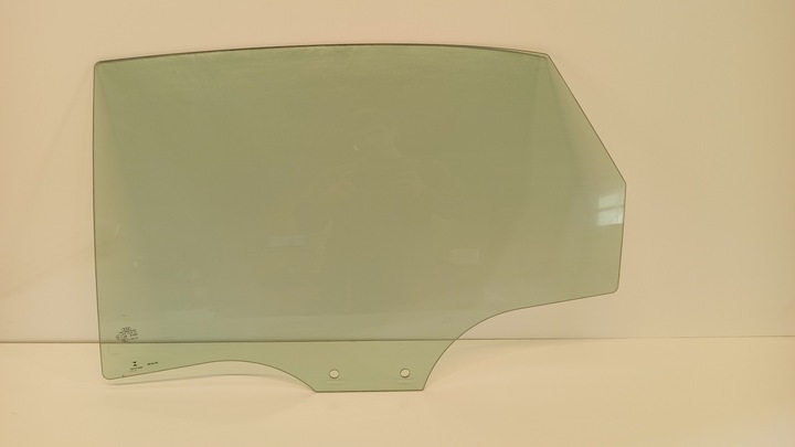 фото №1, Стекло дверь левый зад a4 b9 8w5845205