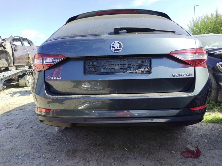 фото №11, Комплектний зад кришка крила skoda superb iii універсал x