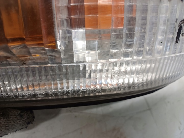 фото №6, Hyundai h100 - поворотник правое