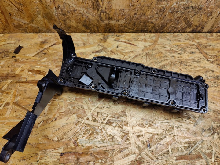 фото №5, Крышка клапанов 1.6 hdi 8v 9810244880