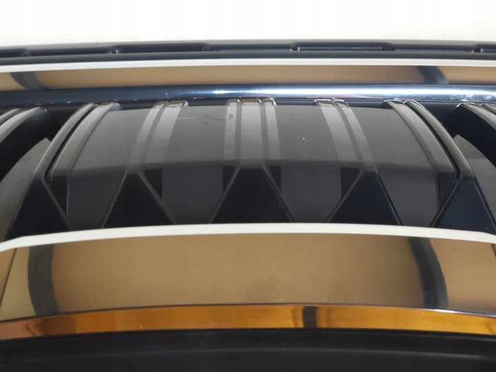 фото №16, Skoda octavia iv 2020- решётка средняя решётка радиатора рамка сцепление оригинал jak новая