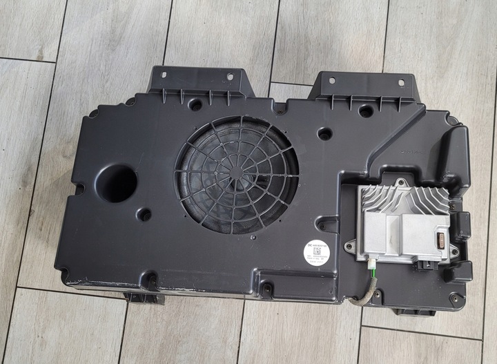 фото №1, Сабвуфер динамик заводской mercedes actros mp4 a0018207102