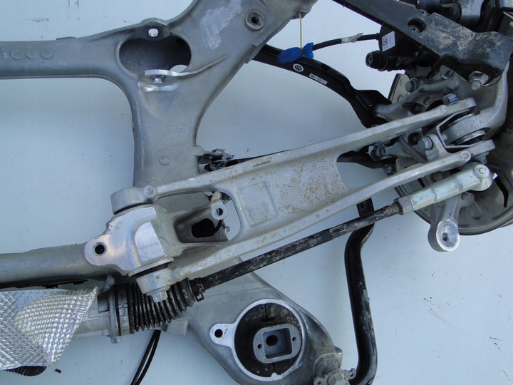 фото №5, Mercedes s клас 223 w223 поворотна опора задня ліва вісь керована 63 amg