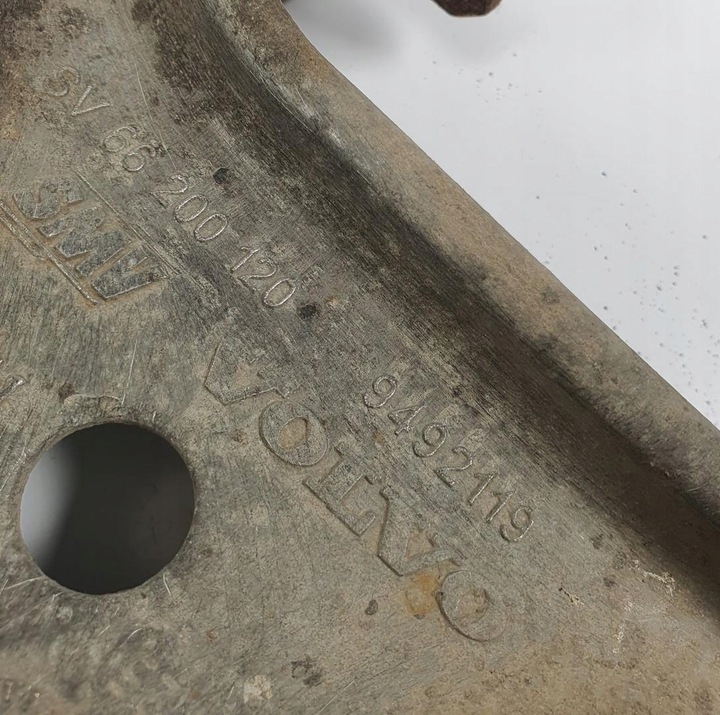 фото №6, Важіль лівий перед переднє volvo v70 ii 30635229 9492119