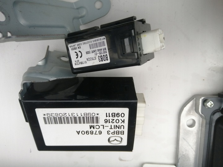 фото №5, Mazda 3 bl 2.2 citd компьютер иммобилайзер набор спидометр