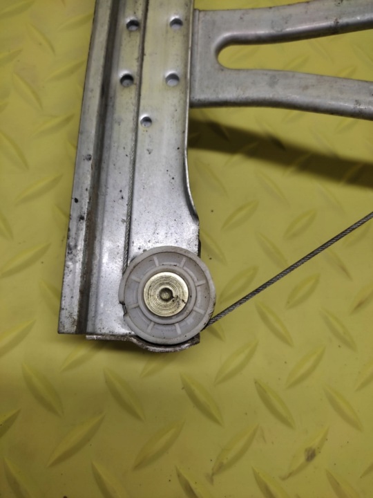 фото №5, Citroen c3 i стеклоподъемник правый зад 963981738
