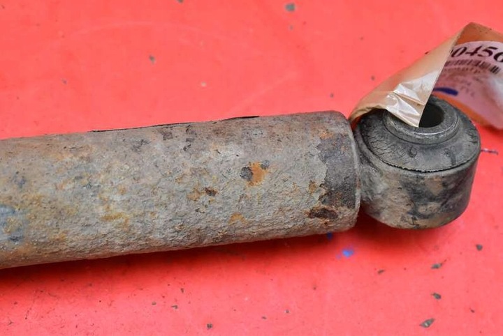 фото №8, Амортизатор правые зад 13208056 opel vectra c 2.2 dti 125 km sedan 02-05