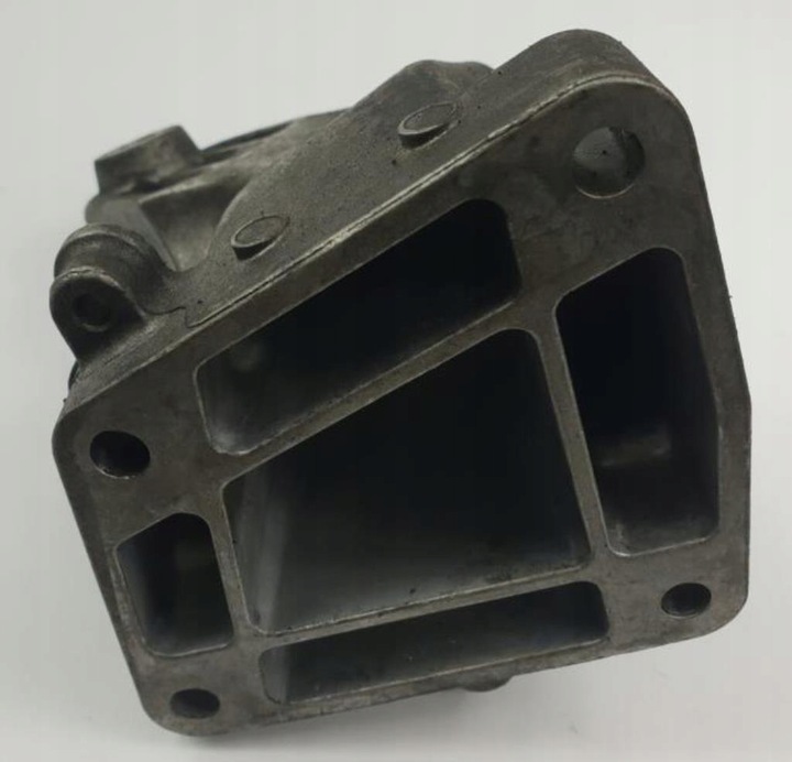 фото №8, Лапи кронштейн двигателя mercedes w212 a6422233404