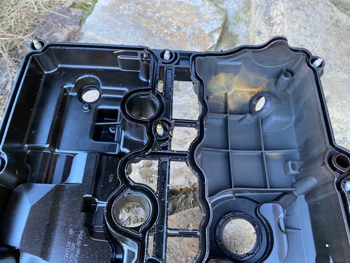фото №13, Bmw g20 g23 g30 g11 g01 g02 g05 g06 крышка клапанов 8631745 mini оригинал
