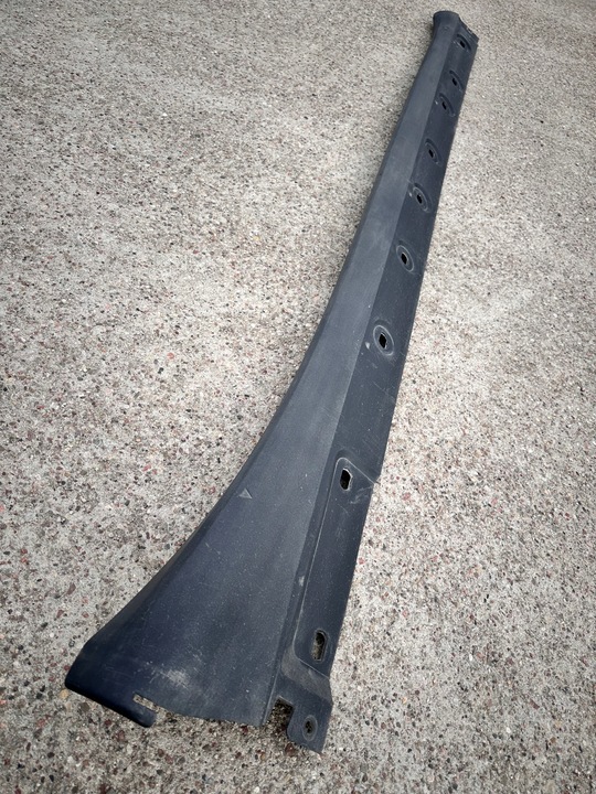 фото №1, Porsche 991 c4 2012 - 2018 накладка пороговая правая планка na порог