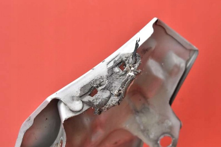 фото №16, Крило правий перед переднє срібний alfa romeo 159 05-11