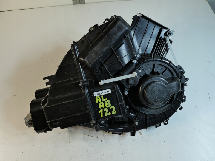 фото №1, Обігрівач повітродувка зад 7e0820004c t5 vw рестайлінг