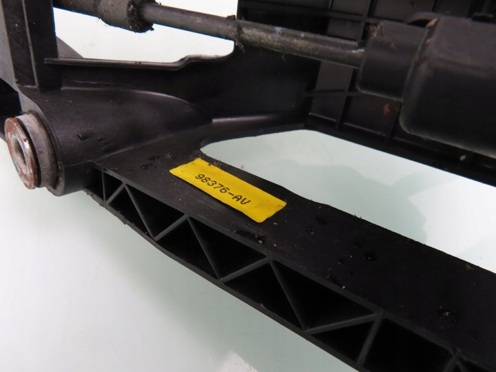 фото №3, Домкрат toyota avensis ii t25 2.0 d