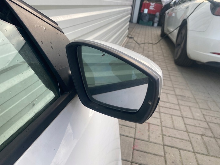 фото №10, Двері праві перед праві передні vw polo 6r 5d eu