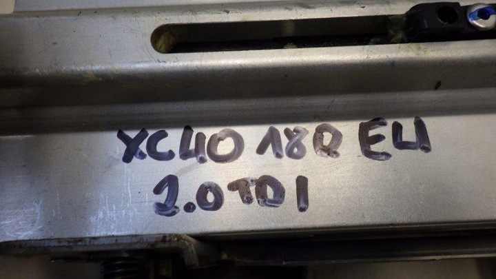 фото №12, Рульова колонка volvo xc40 2.0 tdi 32246209 33528101-02