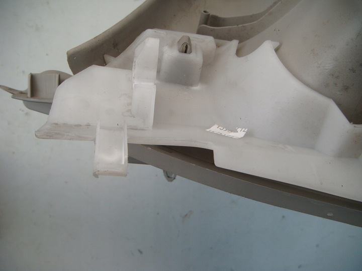 фото №8, Renault scenic ii защита боковина стёкла багажника