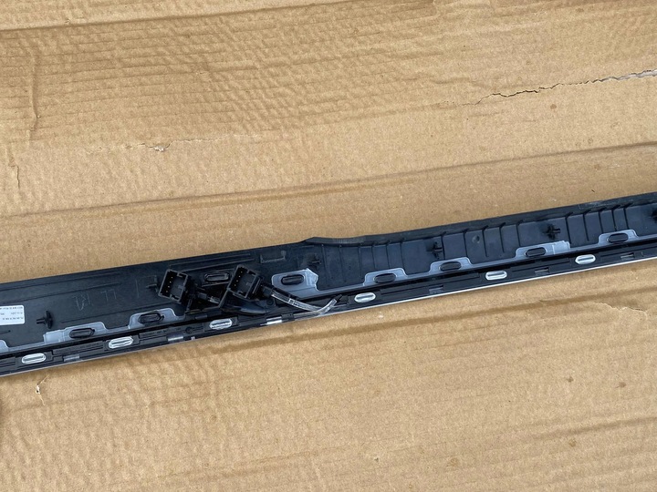 фото №10, Планка внутрішня dekor audi a8 d5 4n1863916b