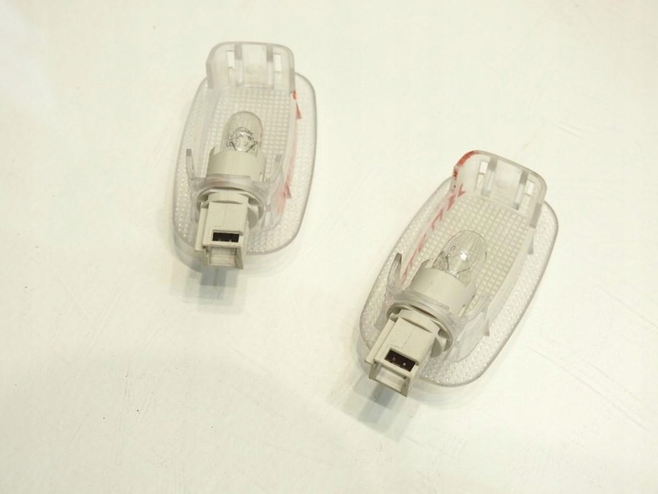 фото №6, Лампа освітлення інтер'єру mercedes w245 рестайлінг a2218200401