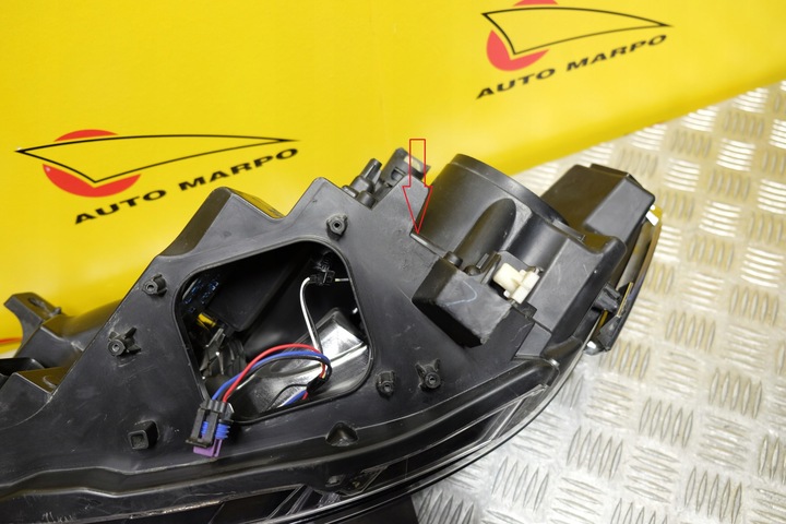 фото №16, Lincoln mkc 2015-2018 фара лампа ксенон r usa