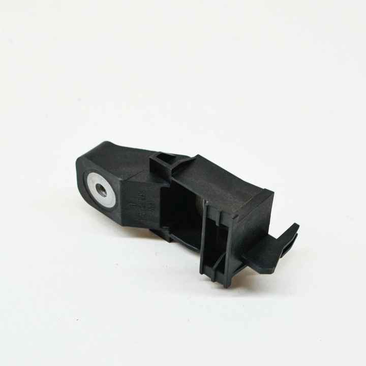 фото №7, Audi q8 sq8 передний правый бампер cover support rail кронштейн 4m8807596 oem