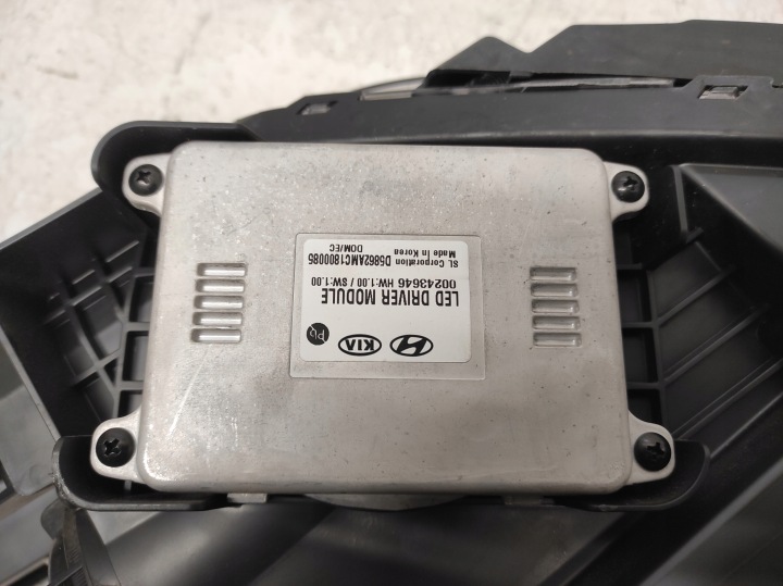 фото №9, Kia stonic рестайлинг 20- фара правая перед полный led 92102-h8