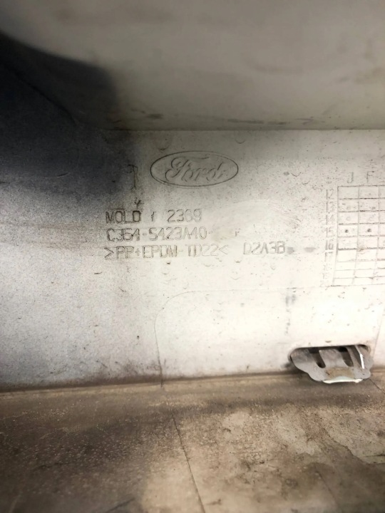 фото №9, Накладка кришки зад ford kuga mk2 cj54-s423a40