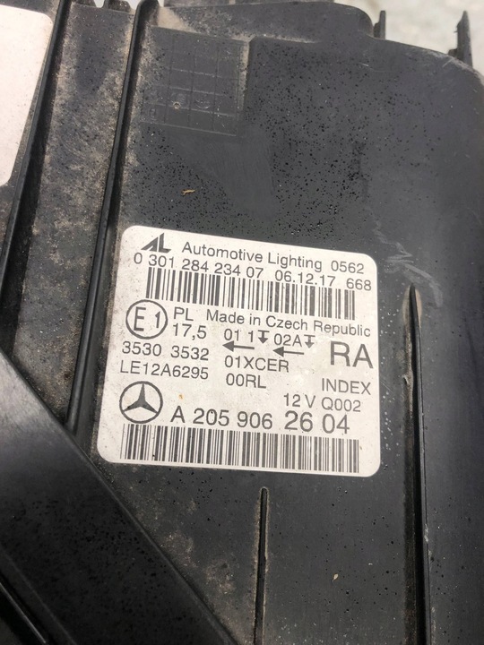 фото №8, Лампа правые перед mercedes w205 a2059062604