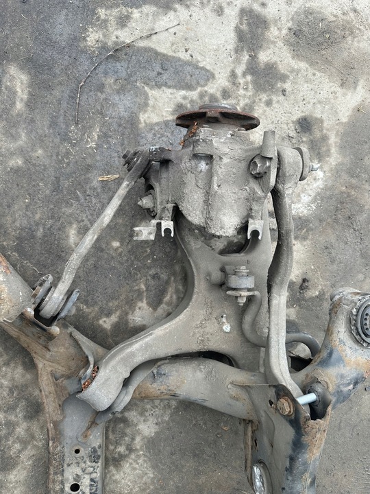 фото №1, Подвешивание ножка поворотный кулак рычаг audi a8 d4 передний fl 4.2 tdi lubelskie