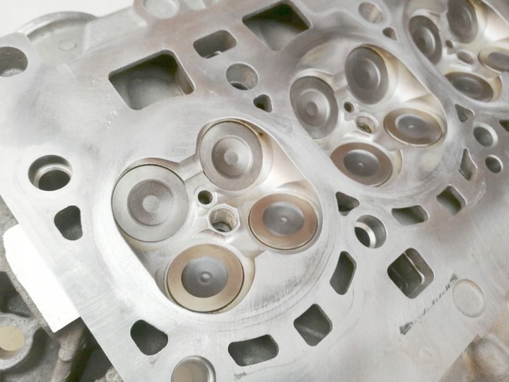 фото №11, Bmw x3 f20 f21 f22 f23 2,0b b48 головка 8636517