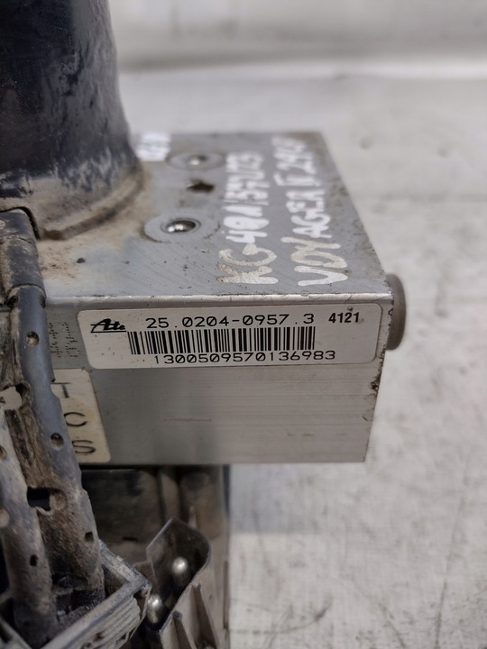 фото №9, Насос abs chrysler voyager iv 2,8 crd 110 kw 150 km p04721428af