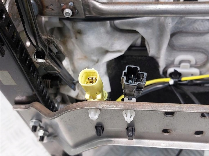 фото №10, Сиденье перед переднее левый mitsubishi outlander ii с подогревом 06-10 r