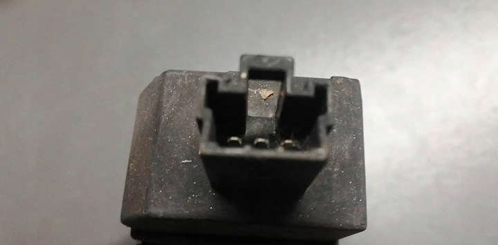 фото №8, Mitsubishi carisma 99-04 панель переключатель зеркало