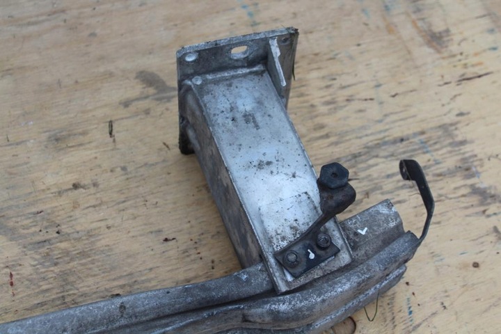 фото №8, Балка бампера передньої audi a5 8t 8k0807113b