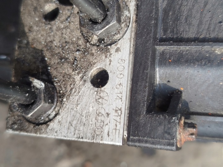 фото №11, Насос модуль управления abs seat ibiza iii 6q0614417e