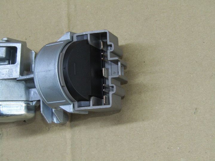 фото №3, Замок запалювання ключ вставка замка ford c-max mk2 1.0 ecoboost 3m51-3f880-ae