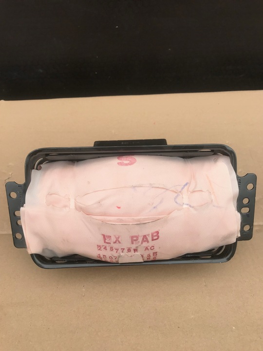 фото №1, Подушка подушка безпеки пасажира chrysler 300c ii thema