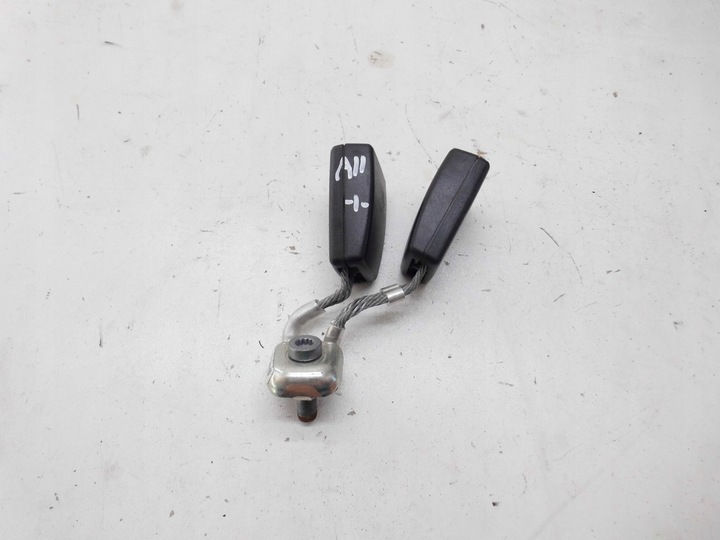 фото №1, Застібка ременя сидіння середня 1k0857739h vw golf v задня оригінал