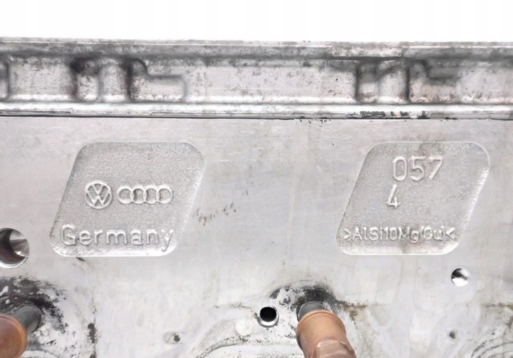 фото №11, Головка двигуна права ccf 4.2tdi audi q7 4l 057103064as
