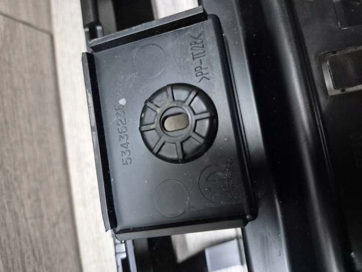 фото №6, 14211. jeep compass ii кронштейн   бампер задній  53436236